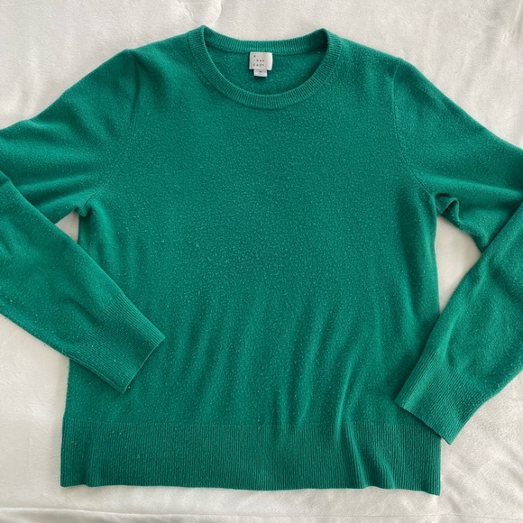 a new day Sweaters - A New Day Green Crew Neck Sweater